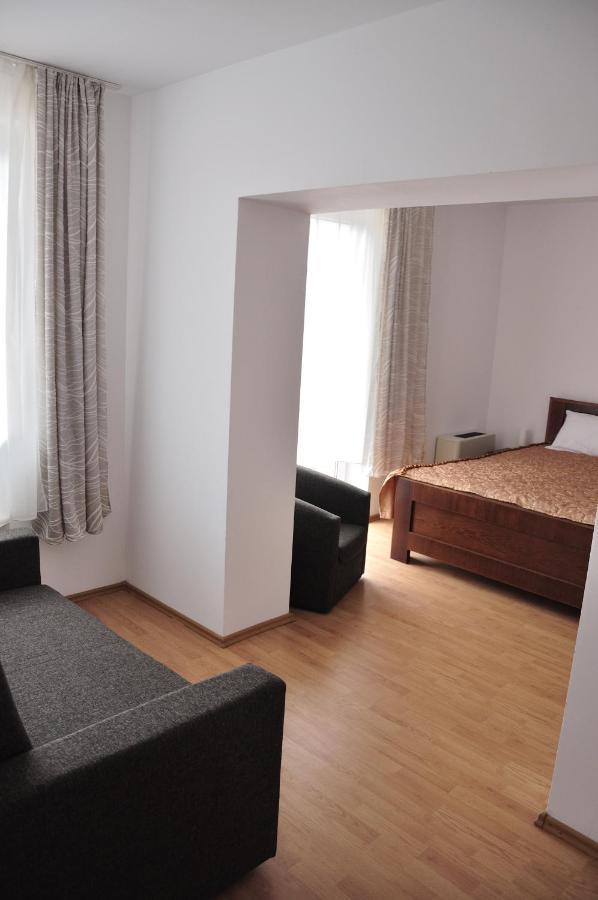 Oras Zlatna Hotel Eksteriør billede