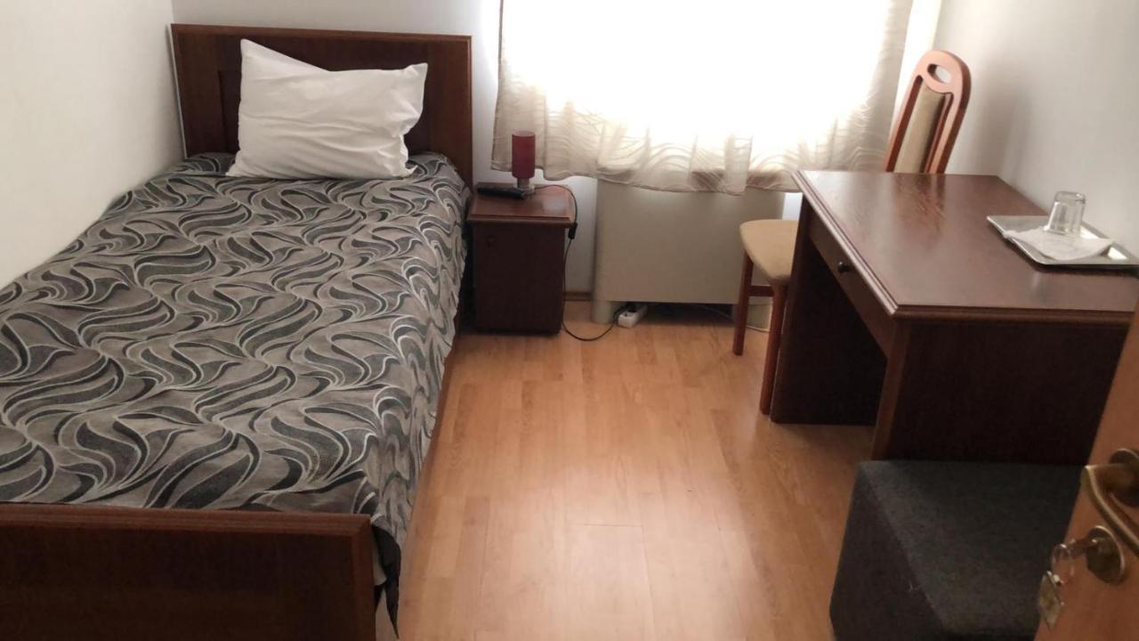 Oras Zlatna Hotel Eksteriør billede